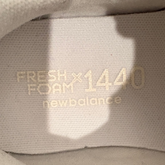 New Balance Women's Beige and White Sneakers 1440 - Picture 5 of 8